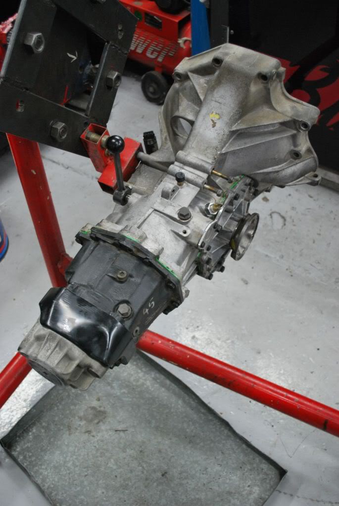 Download 19821985 PORSCHE 944 Parts Manual Manuals Australia